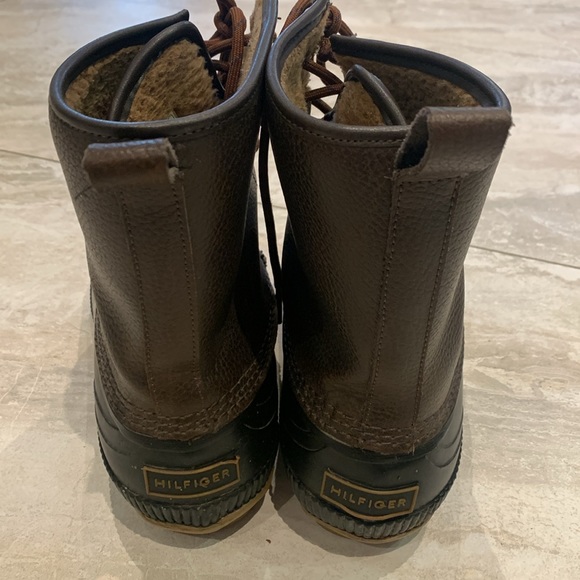 Men’s Hilfiger winter boots size 8.5 - Picture 3 of 4